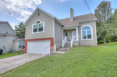 Main picture of 109 Cedar Ash Ct