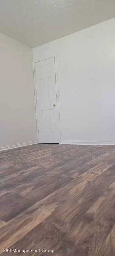 Main picture of 412 Darley Crk