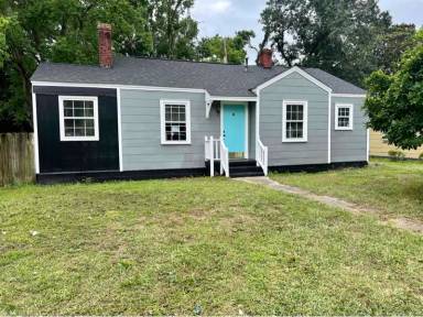 Main picture of 2653 Foreman Cir