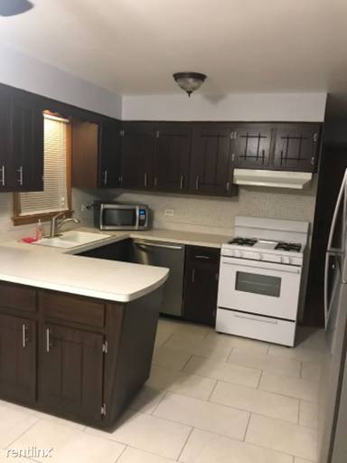 Main picture of 8726 W Summerdale Ave