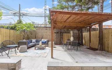 Main picture of 6215 Catalpa Ave