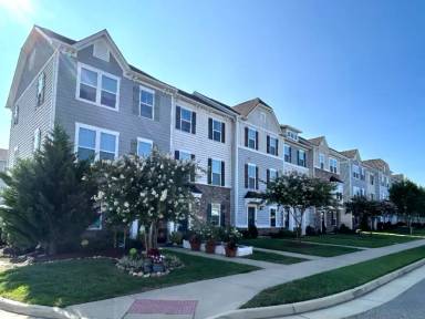 Main picture of 428 Spring Hill Pl
