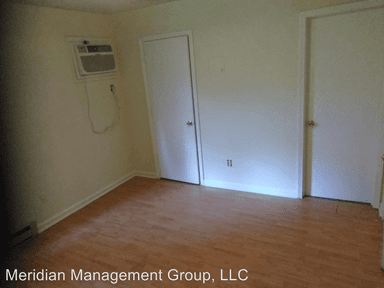 Main picture of 310 Jefferson St