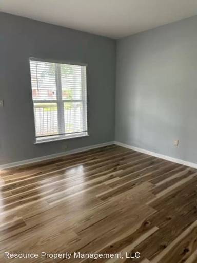 Main picture of 2614 Virginia Ave