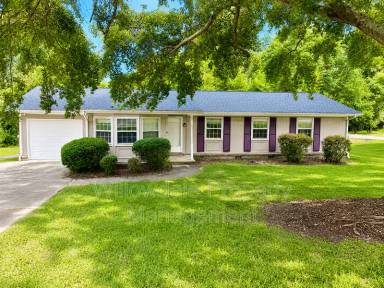 Main picture of 8600 Marigold St