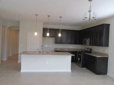Main picture of 2404 Sabastian St