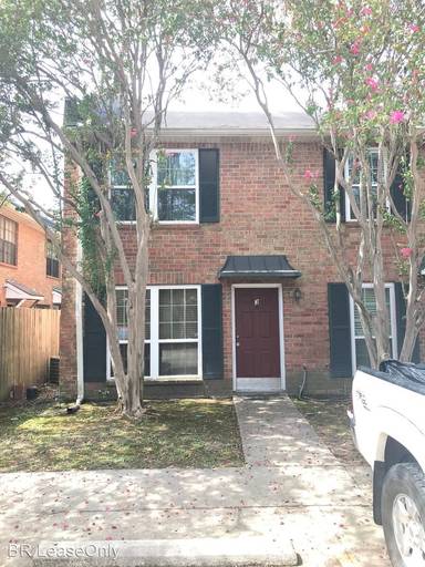 Main picture of 2293 Hollydale Ave