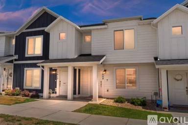 Main picture of 2808 N Airmen Ave