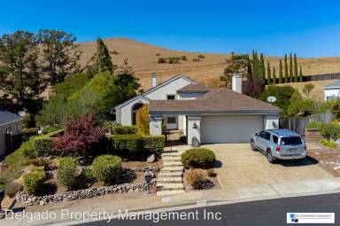 Main picture of 807 Bantry Way