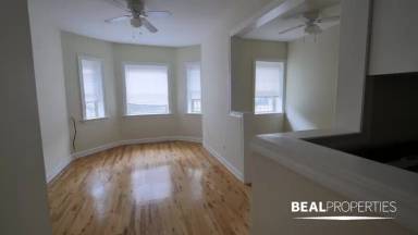 Main picture of 550-60 W Aldine Ave