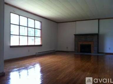 Main picture of 16 Miller Rd