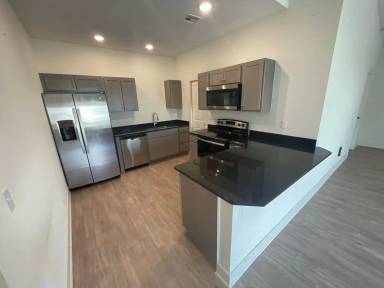 Main picture of 1614 S Hickory Creek Ct