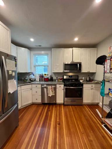 Main picture of 305 Highland Ave