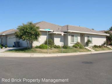 Main picture of 620 Gateway Dr