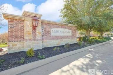 Main picture of Mustang Park Townhomes
