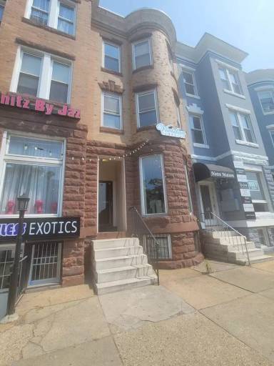 Main picture of 20 W 25th St