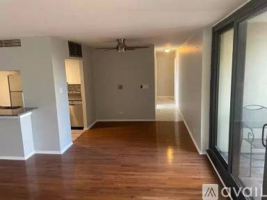 Main picture of 6150 N Kenmore Ave