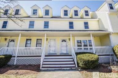 Main picture of 123 Merrimack Meadows Ln