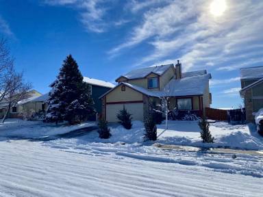 Main picture of 2486 Cherry Cir