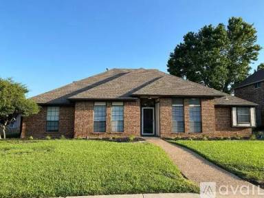 Main picture of 904 Green Brook Dr