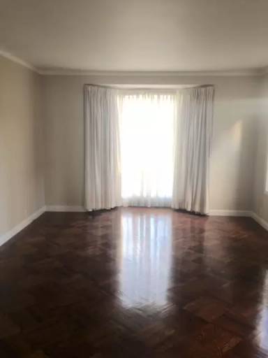 Main picture of 114 Stratford Dr