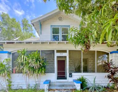 Main picture of 957 10th Ave S