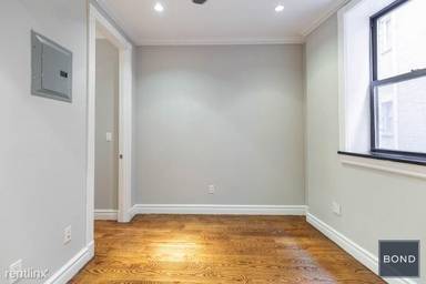 Main picture of 326 E 35th St