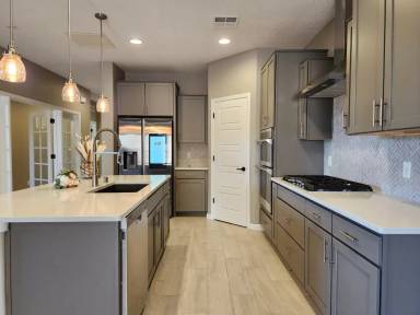 Main picture of 4939 Venado Peak