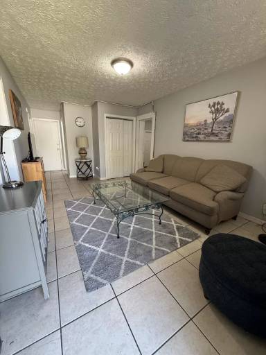 Main picture of 5222 Lexington Ave