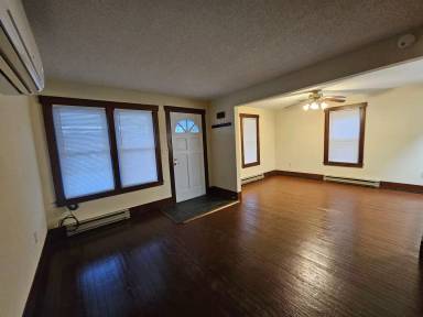 Main picture of 107 Limestone St