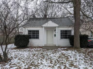 Main picture of 932 Mann Ave