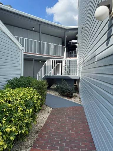 Main picture of 3992 Atrium Dr