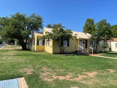 Main picture of 2409 31st St