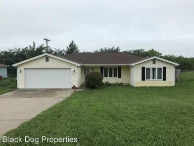 Main picture of 422 Clydesdale Cir