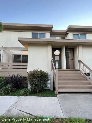 Main picture of 2640 Worden St