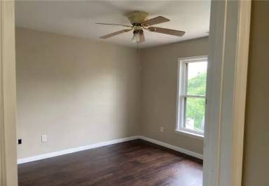 Main picture of 103 Daytona St