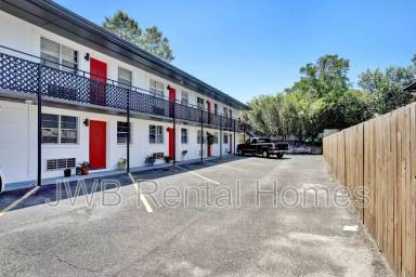 Main picture of 5032 Shirley Ave