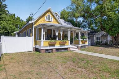 Main picture of 2904 N Jefferson St