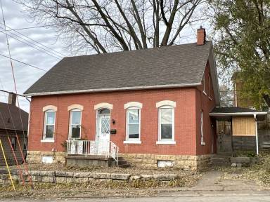 Main picture of 621 E 24th St