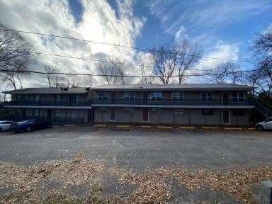 Main picture of 1217-37 Humphries St