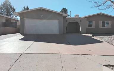 Main picture of 8912 San Francisco Rd NE