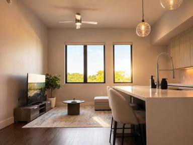 Main picture of 5515 Humming Bird Ln