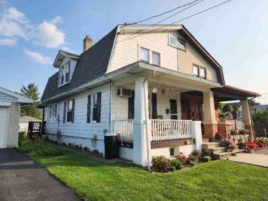 Main picture of 664 North St