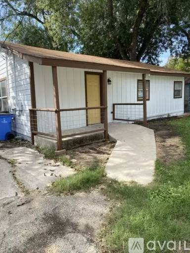 Main picture of 503 E Ireland St