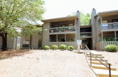 Main picture of 1886 Tryon Dr