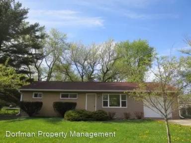 Main picture of 111 E 106th St