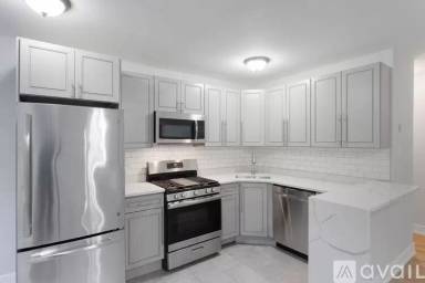 Main picture of The 1521 Sherwin