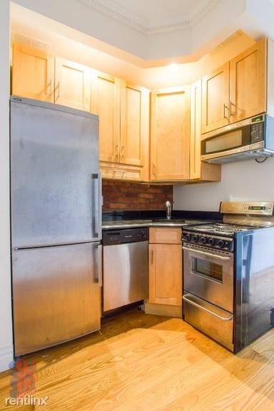 Main picture of 214 E 25th St