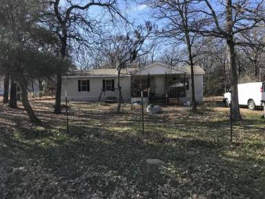Main picture of 121 Heien Ct