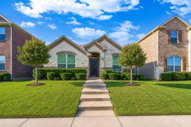 Main picture of 5861 Fir Tree Ln